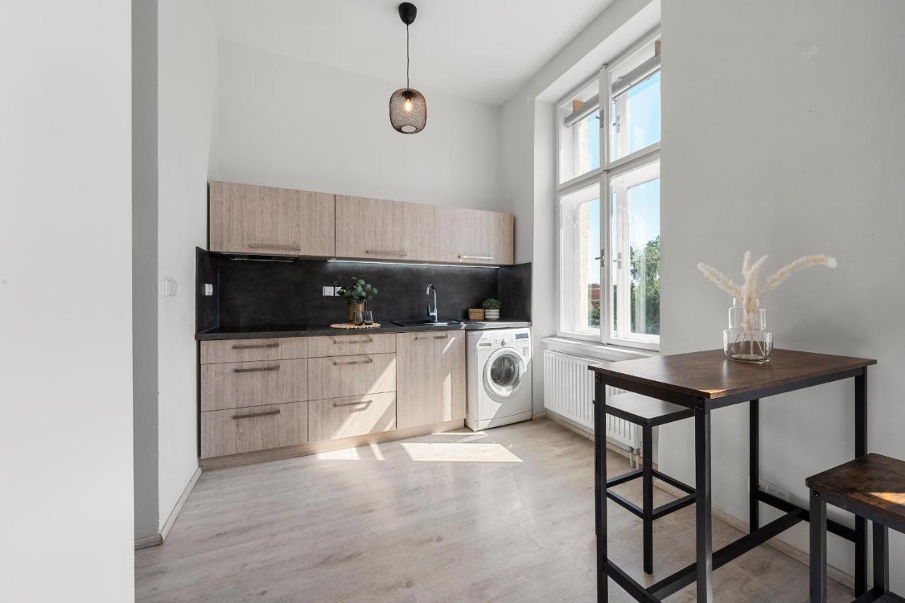 Residence Stefanikova Rose Brno Bagian luar foto